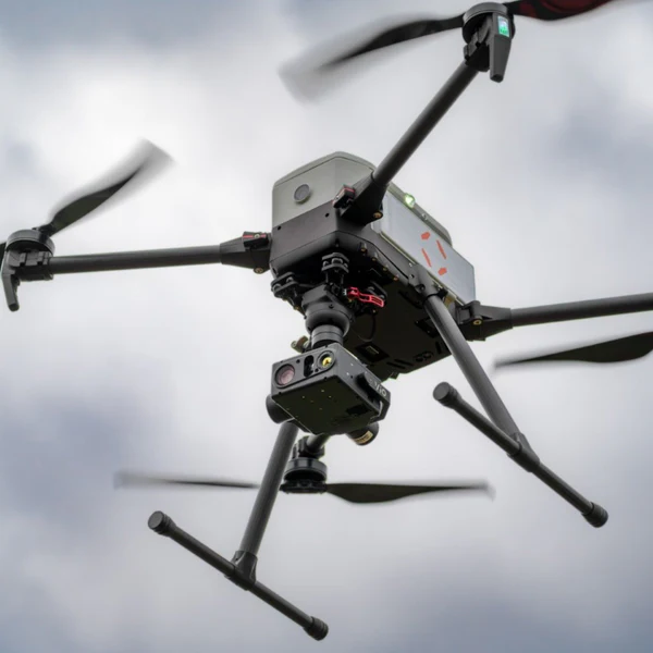 Inspired Flight IF800 Tomcat Quadcopter Base Bundle - Image 7