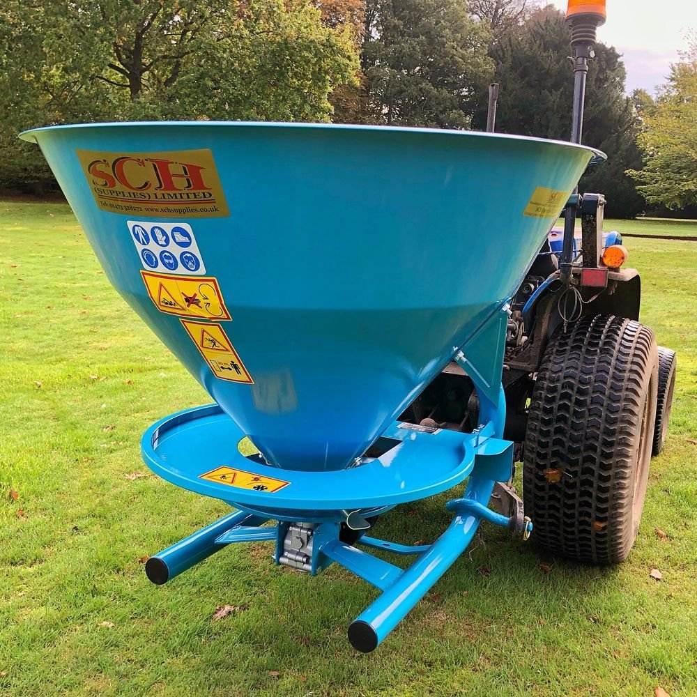 SCH GAM3 270 Litre Mounted Broadcast Fertiliser Spreader