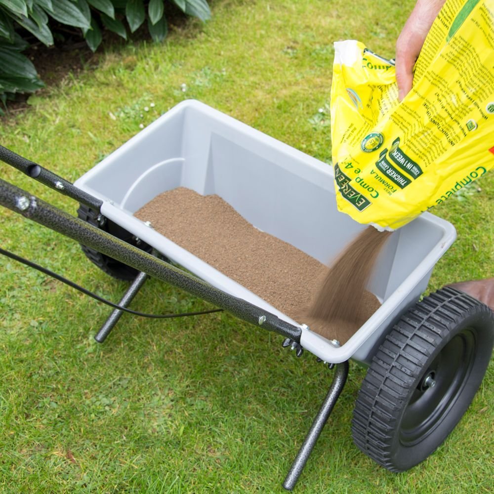 Alternative view of The Handy THDS 27kg Push Drop Spreader